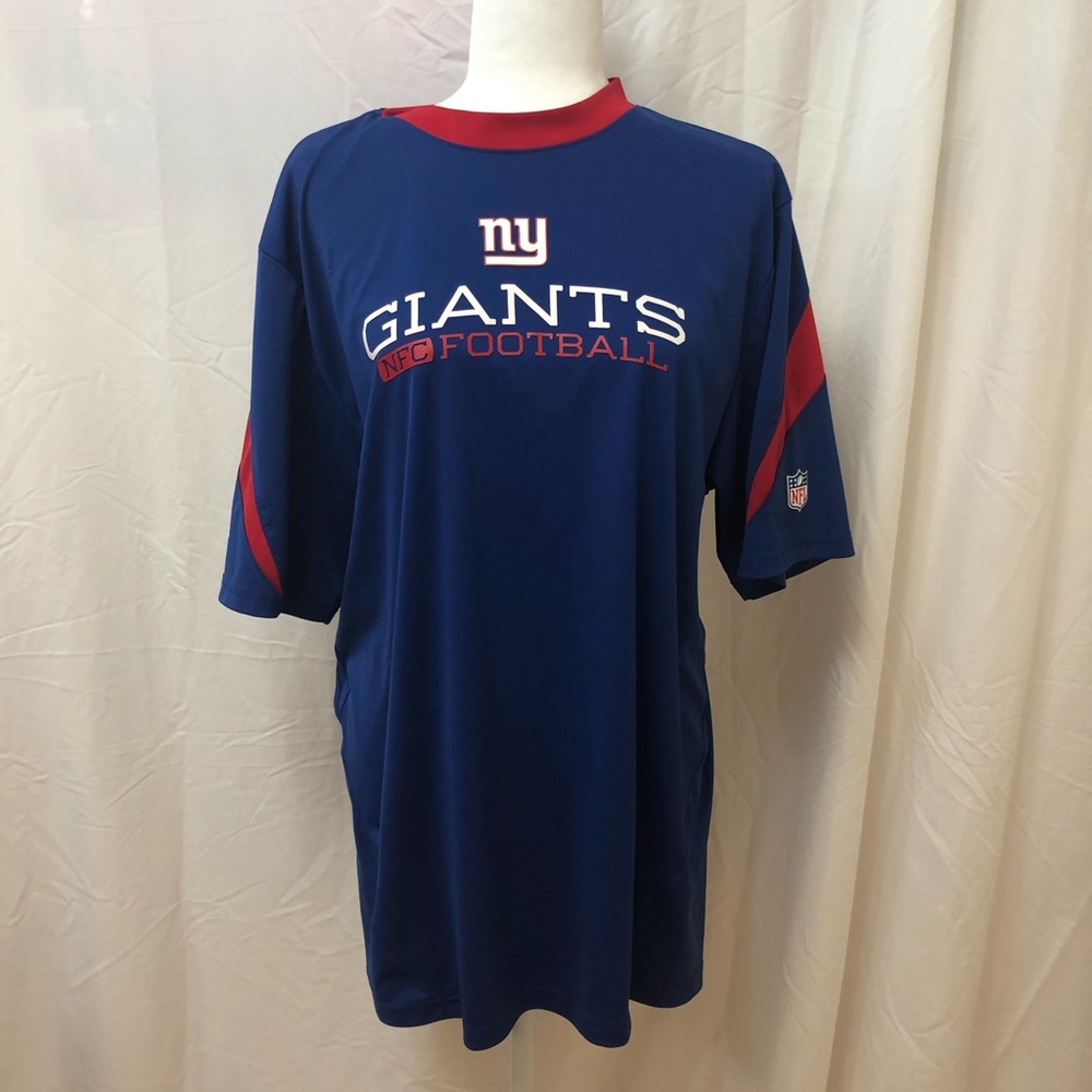 ❗️BOGO❗️ Men’s NY giants shirt